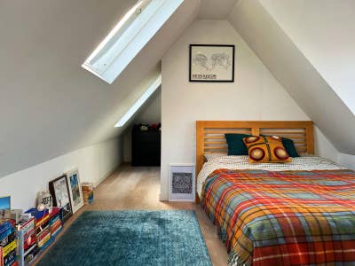 Room Available in Spacious Wandsworth Common House Main Photo