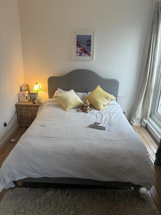Beautiful room in cosy flat Victoria Park Main Photo