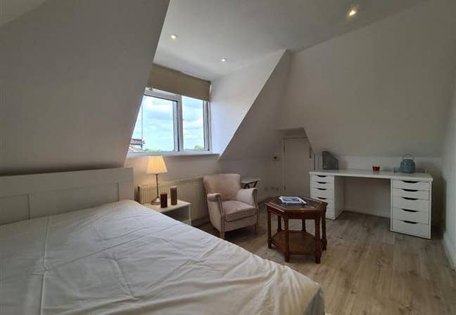 Beautiful studio in great location Main Photo