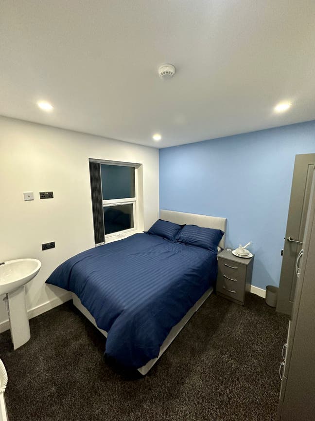 Luxury house share in Walsall Main Photo