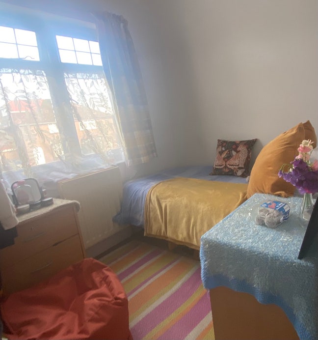 Room to let Main Photo