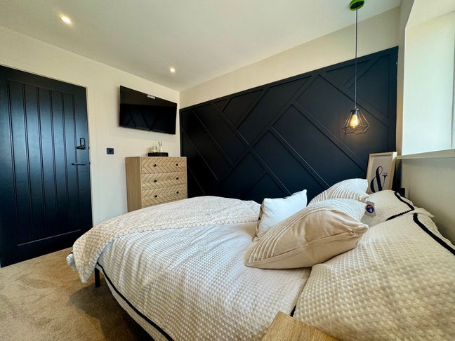 🔥🔥 Stunning En Suite Room in NG5 🔥🔥 Main Photo