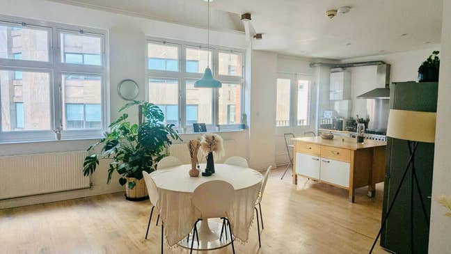 Room in Spitalfields: Huge Flat & Rooftop Terrace Main Photo