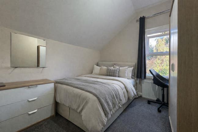 🔑 Amazing Value Ensuite Room! RG30 Main Photo