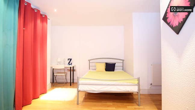 Huge Balcony Room🥇Modern & Clean /3 Bed Flat 🥇 Main Photo