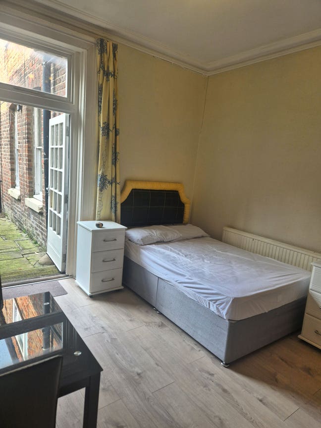 Nice double room good Outlook  Main Photo
