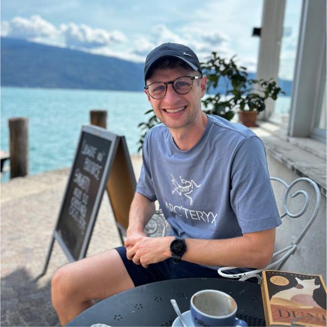 32 year old Male seeks a double room Main Photo