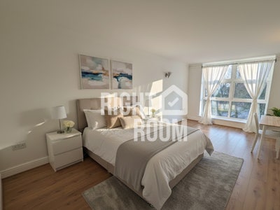 3 Rooms | Central Soton Flat | London Rd Main Photo