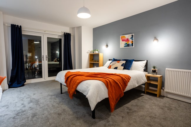 Cosy Ensuite room - Near Hospital Main Photo