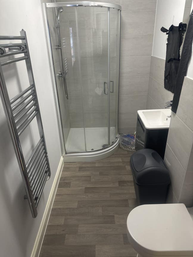 Furnished Room – 5 Min Walk to University & Colleg Main Photo