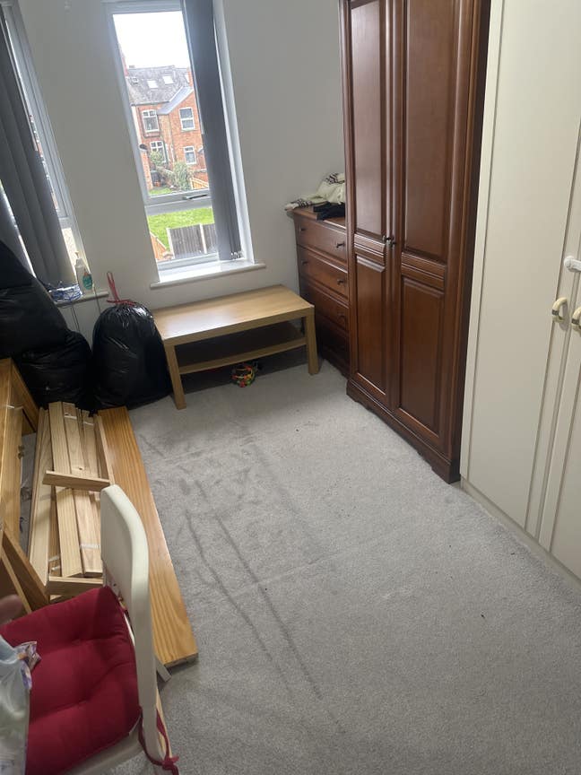 Furnished Room – 5 Min Walk to University & Colleg Main Photo