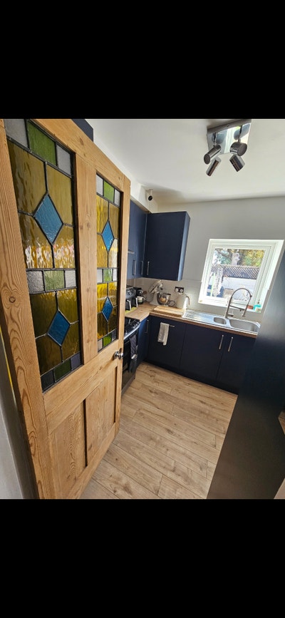 Room to rent Main Photo