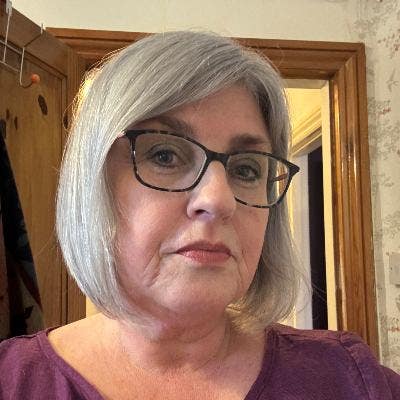 I need a room for two nights per week Main Photo