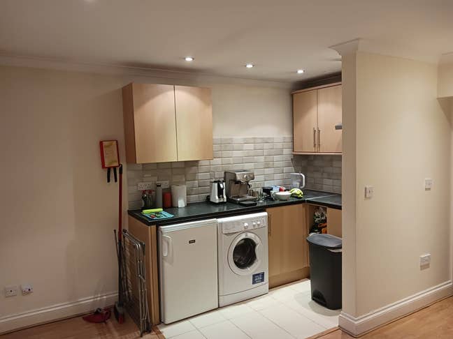 Spacious 1st-floor Studio in High Barnet Main Photo