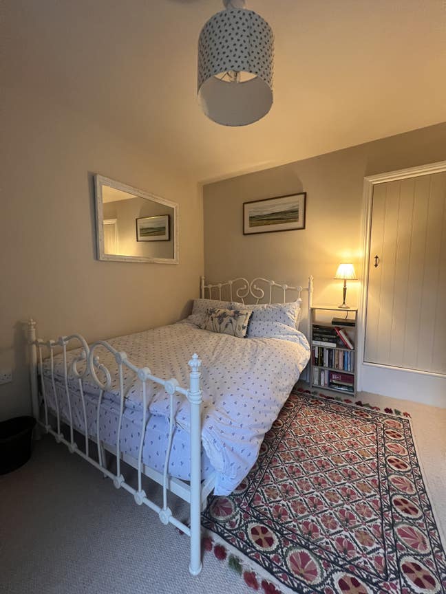 Double room in central Salisbury Main Photo