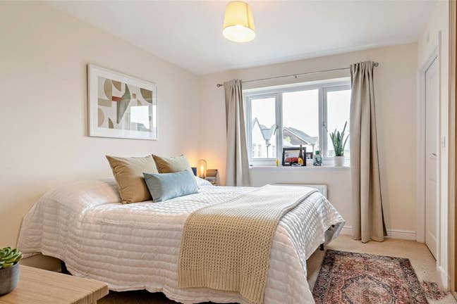 En-suite double Rooms – All Bills Incl – (BS34) Main Photo