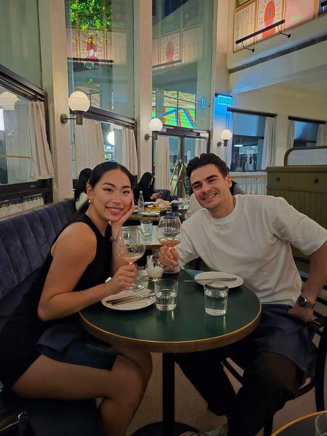 Clean, Quiet Fulltime Professionals(Korean,Italian Main Photo