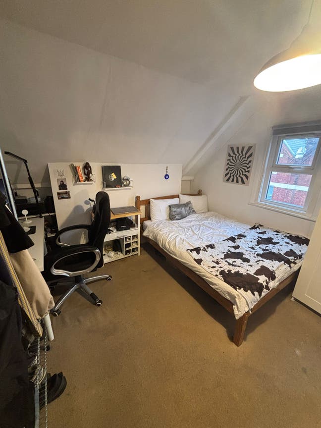 Spacious Room In Great Location, SW12 Main Photo