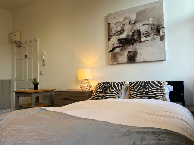 All Inclusive Studio Apartment in the CIty Centre Main Photo