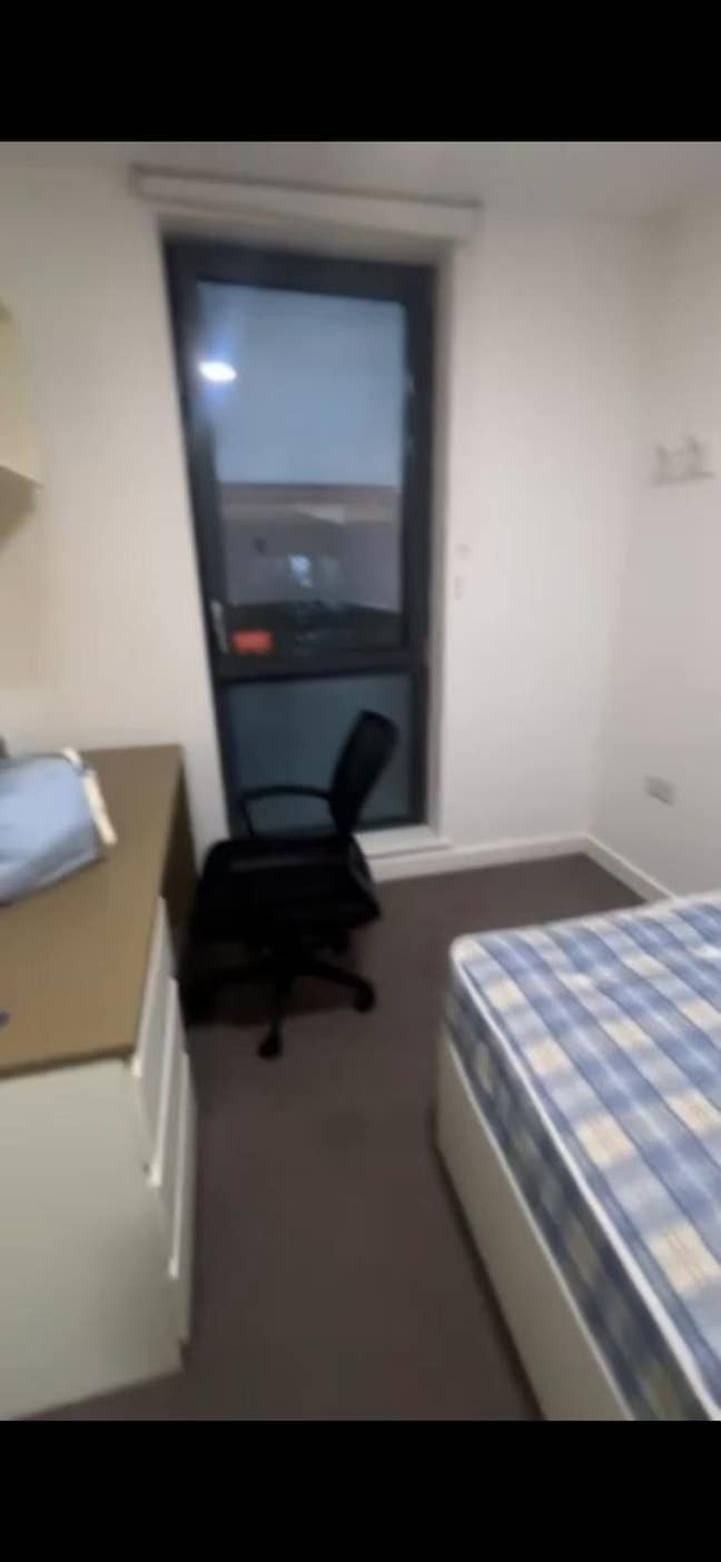 En-Suite Room Available in Wembley Main Photo