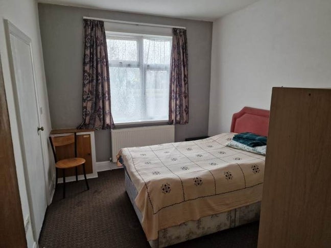 Spacious & Cosy Double Rooms for Rent- DY2 Main Photo
