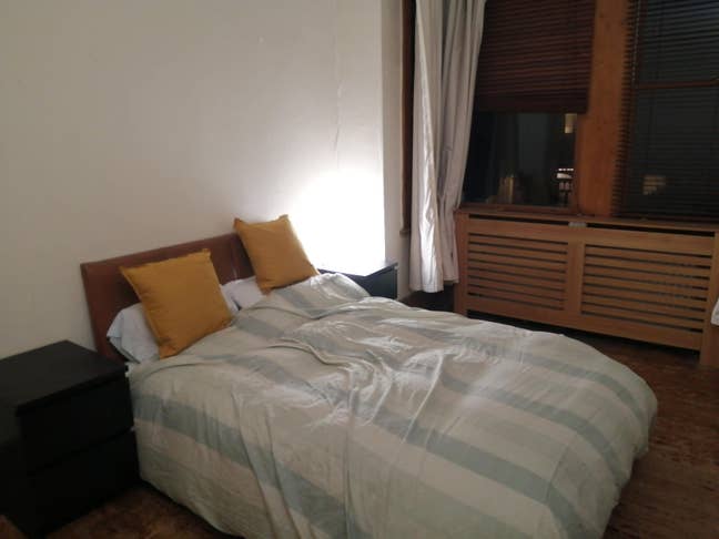 Double room, spacious house, 3 mins Elizabeth Line Main Photo