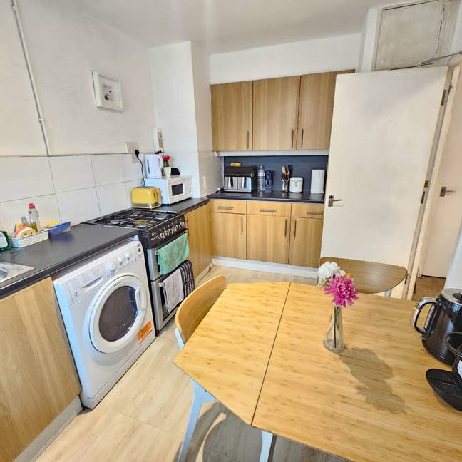 💥 King's Cross - 2 Double Bedrooms 💥 Main Photo