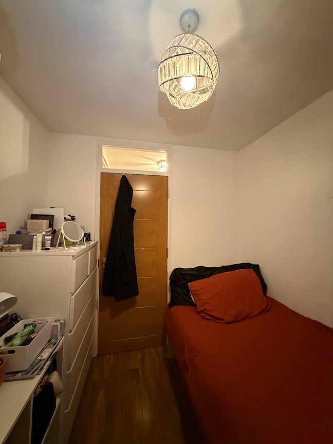 Single room with private bathroom in Vauxhall/Oval Main Photo
