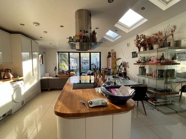 Room in large,relaxed household in Nunhead   Main Photo