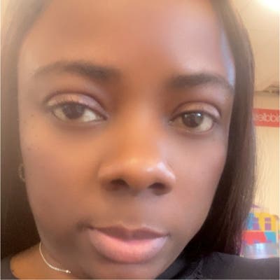 42 year old Female seeks a single or double room Main Photo