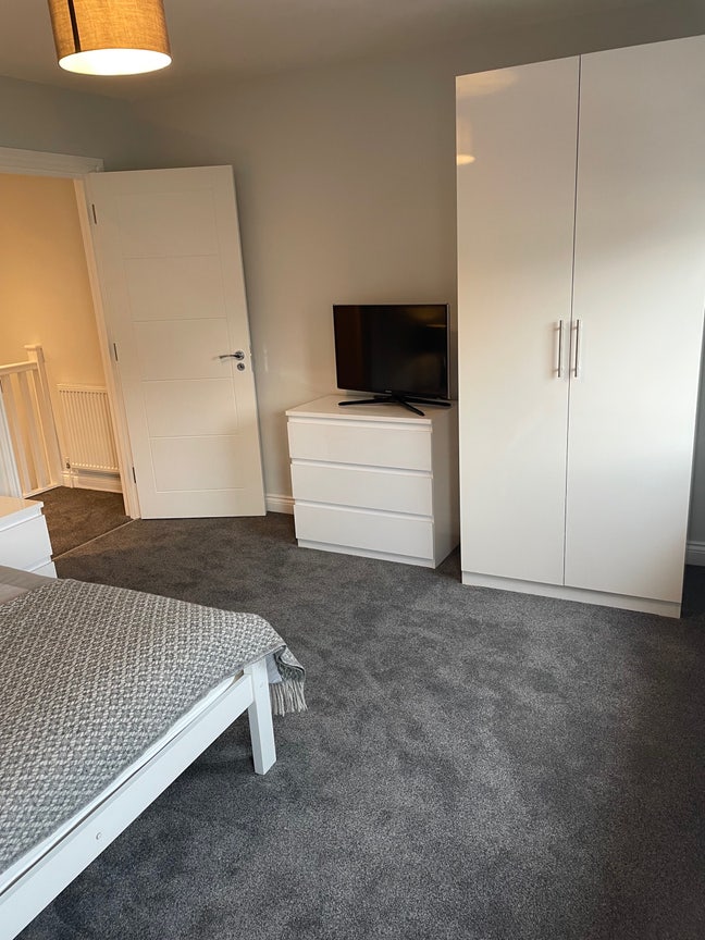 Amazing New Rooms from &pound;800 in Brand House Main Photo