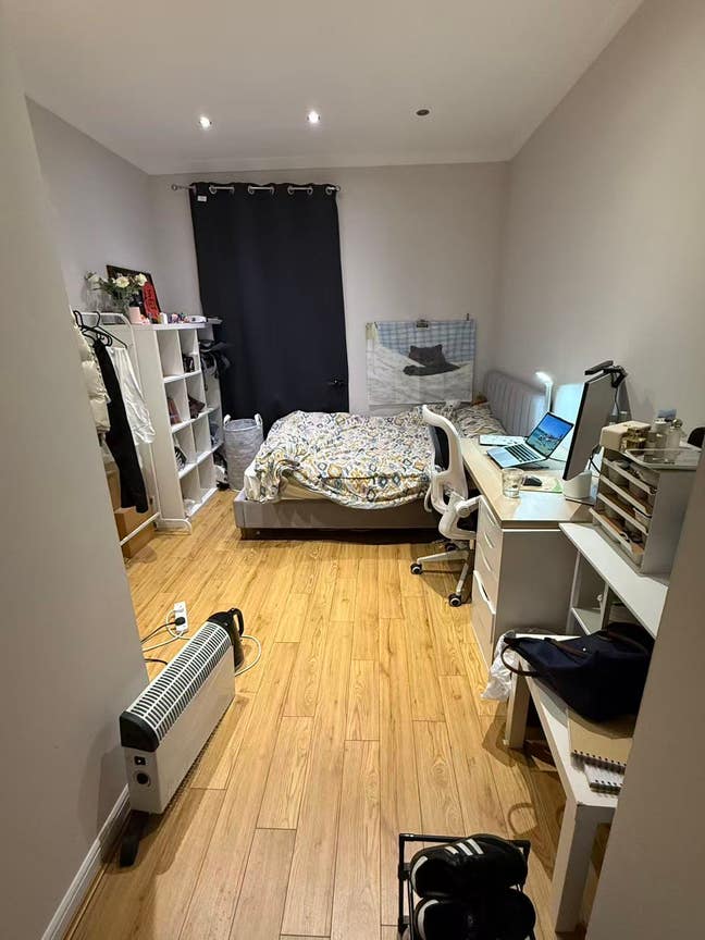 Bright Double Room near Haymarket & City Centre Main Photo