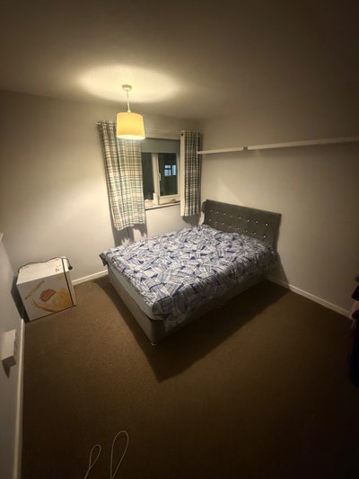 Furnished double room ready to move into!  Main Photo
