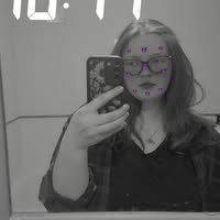 20 year old Female seeks a single or double room Main Photo