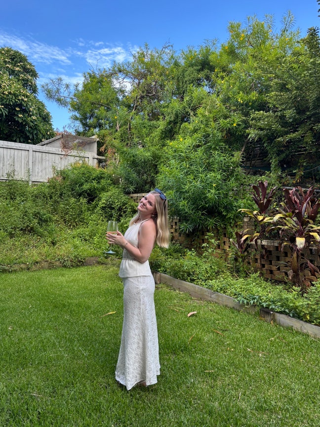 Looking for a room or buddy up Main Photo