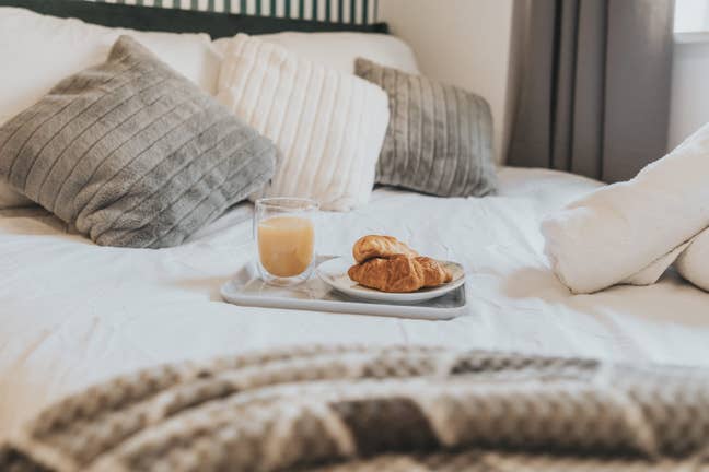 3 bedroom furnished flat for rent Main Photo