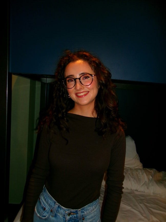 I’m a 24 year old professional looking for ... Main Photo