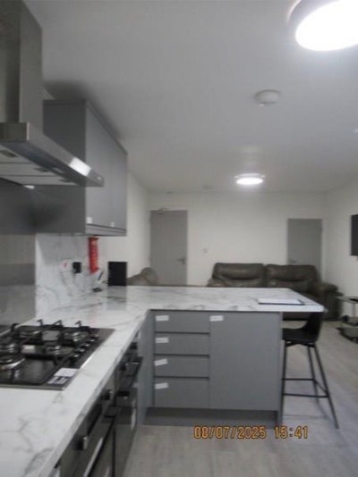 Double En-suite Room | 15-min Walk to UoB Main Photo