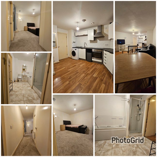 Semi En-sute Large Double room Hulme M15  Main Photo