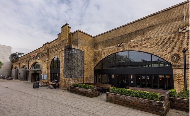 Newly Refurbished Flat in Hoxton | Rooms Available Main Photo