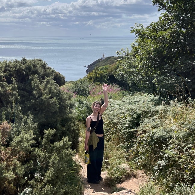 Looking for a room in a flat share! Main Photo