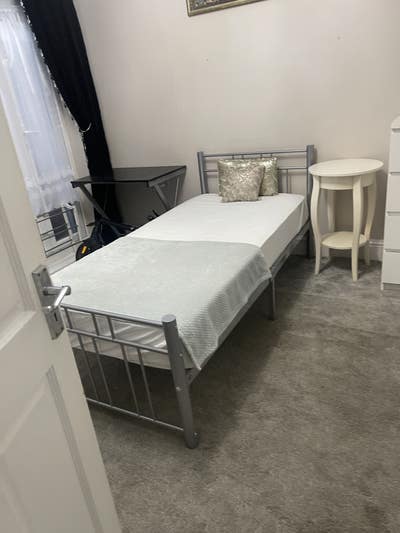 In the Heart of Walthamstow Village  Main Photo