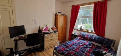 2 Rooms Available, All Bills Included! Main Photo