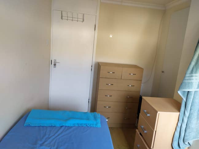 Single and double rooms ***home cleaned weekly*** Main Photo