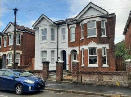 Newcombe Road, Southampton Main Photo