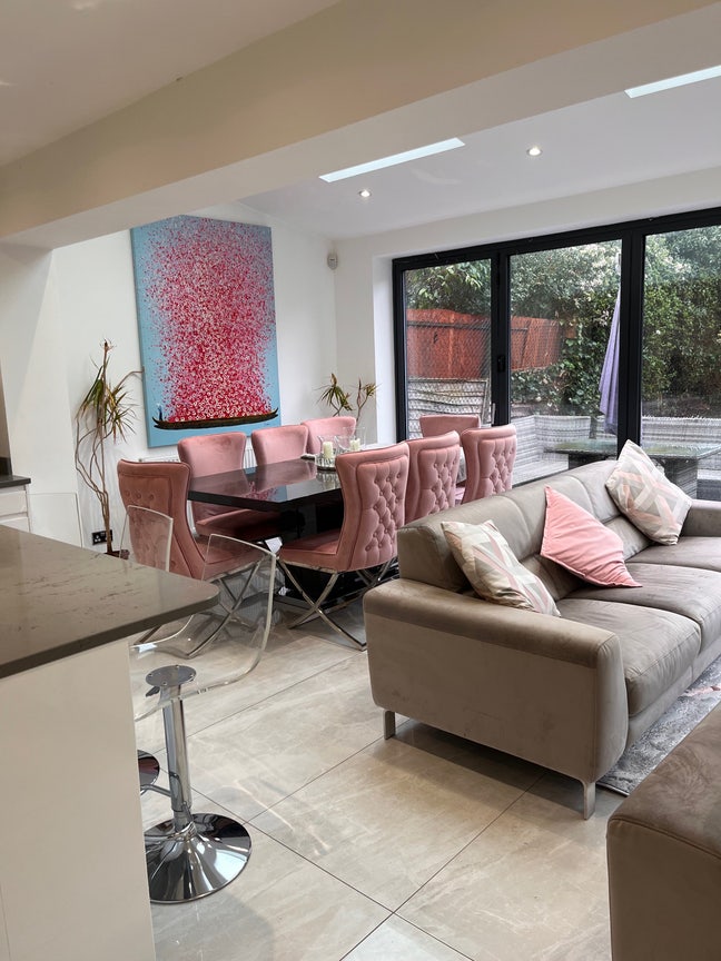 Double room with en-suite sharing with one other  Main Photo