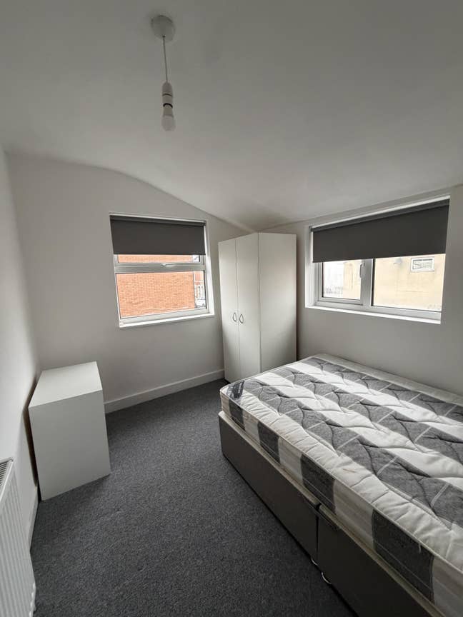 Single Room , Friendly and Clean Main Photo