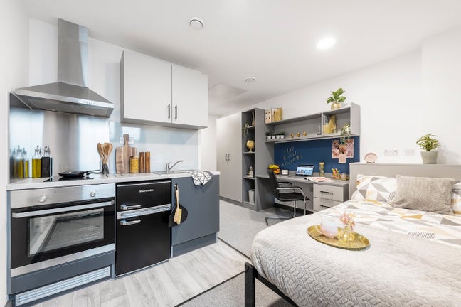 Student StudioRoom Tenancy Takeover Bills Included Main Photo