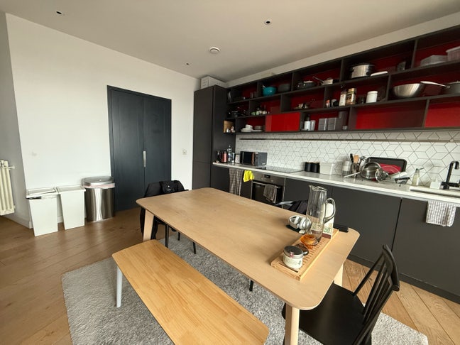 E14 London city island single room Main Photo