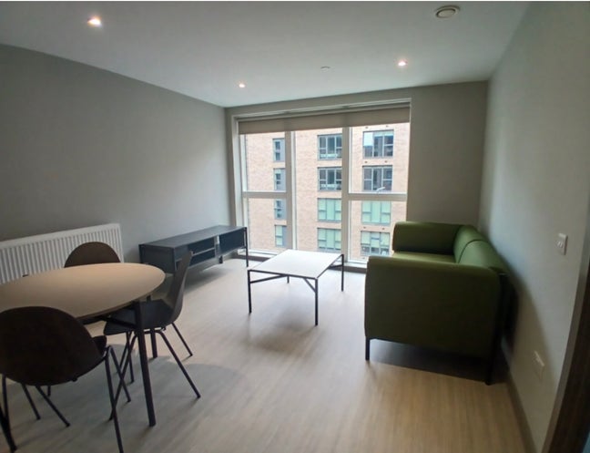 A great 1b1b in Glasgow city centre  Main Photo